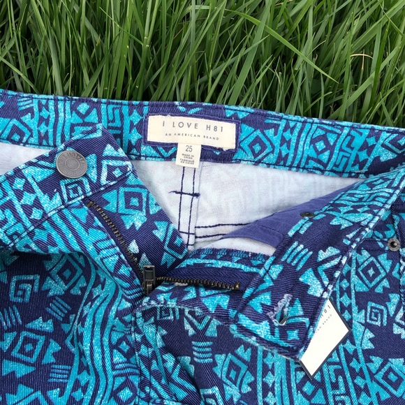 BRAND NEW Aztec Tribal Print Denim Shorts - Picture 3 of 3